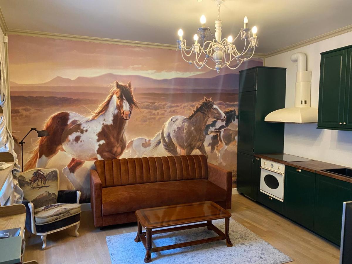 וילנה Exclusive Gaono Apartment In The Heart Of Old Town מראה חיצוני תמונה