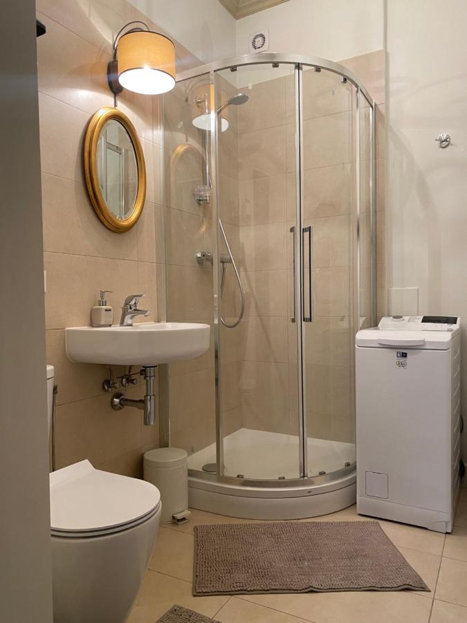 וילנה Exclusive Gaono Apartment In The Heart Of Old Town מראה חיצוני תמונה